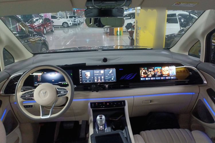 Used VOYAH Dream 2022 Low-Carbon Edition Dream+ Smart Enjoyment Package