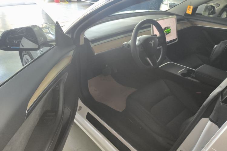 Used Tesla Model 3 2022 Rear-Wheel-Drive Version
