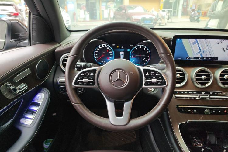 Used Mercedes-Benz GLC 2020 Facelift GLC 300 L 4MATIC Dynamic Edition