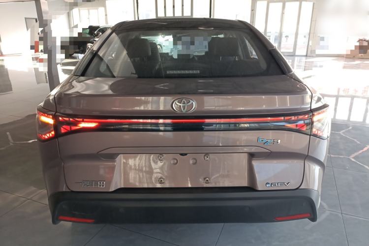 Used Toyota bZ3 2023 616 km Long-Range Premium
