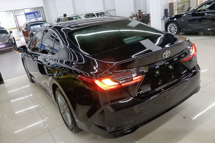 Used Toyota Camry 2024 Dual-Motor 2.0 HE Elite Edition
