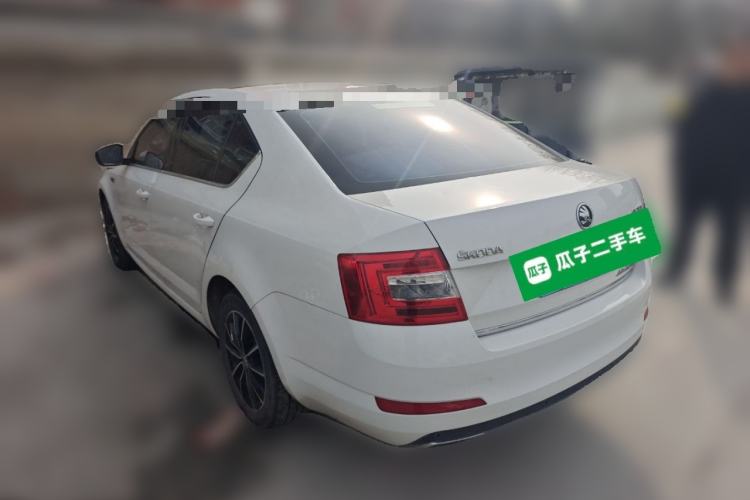 Used Skoda Octavia 2017 1.6L Automatic Smart Drive Edition
