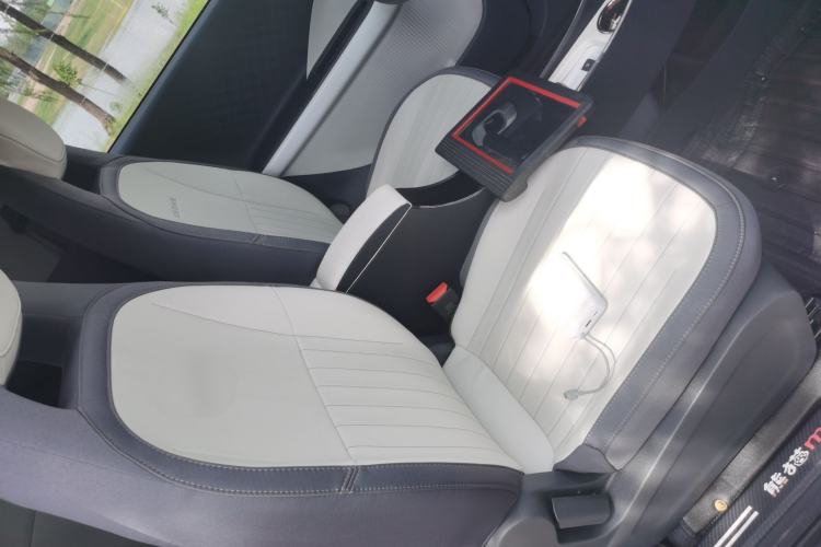 Used Geely Galaxy Panda 2025 210km Panda Kart Right Front Seat