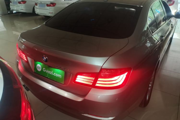 Used BMW 5 Series 2014 525Li Leading Model
