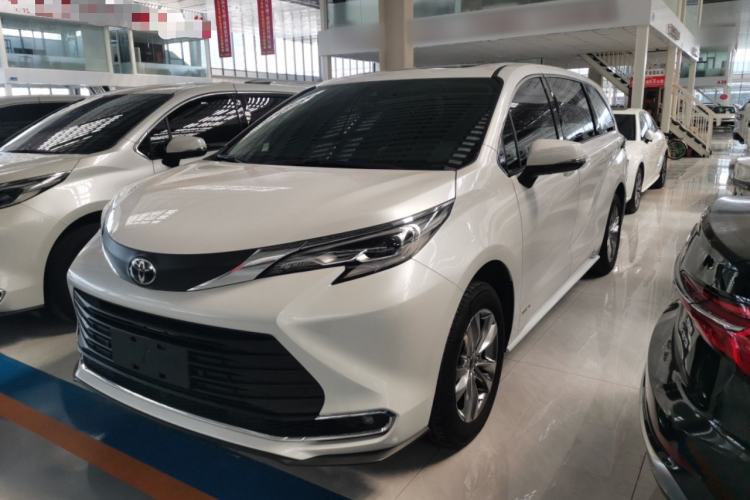 Used Toyota SIENNA 2024 2.5L Hybrid Comfort Edition