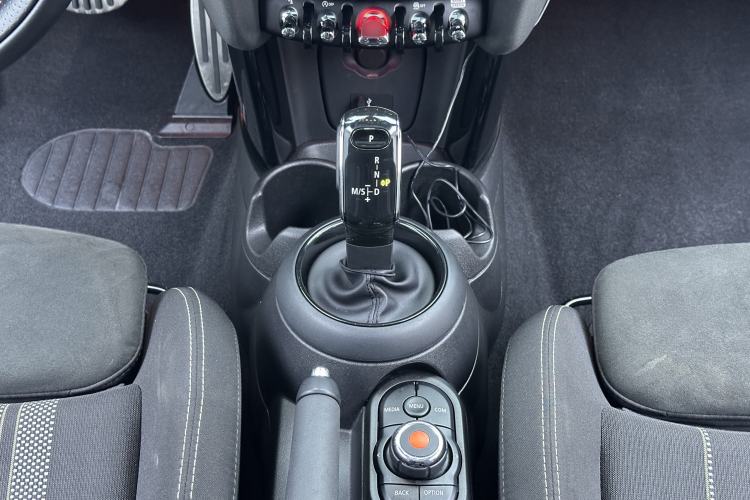Used MINI 2018 1.5T COOPER Racing Driver Gear Lever