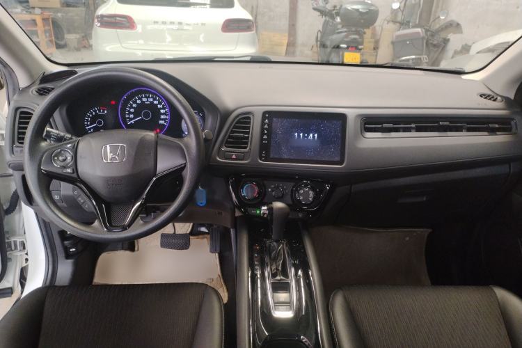 Used Honda Vezel 2020 1.5L CVT Pioneer Edition Center Console