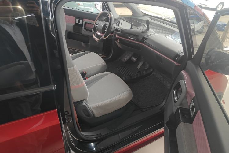 Used Baojun E300 2020 Plus Interstellar Smart Edition
