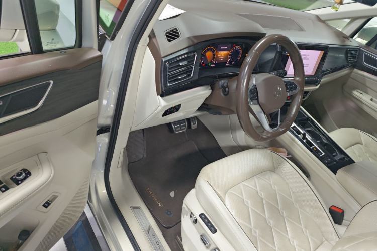 Used Volkswagen Viloran 2022 380TSI Prestige Edition