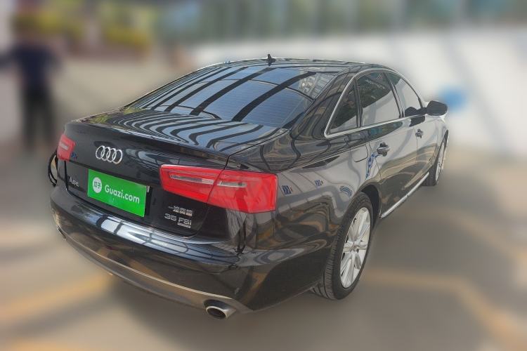 Used Audi A6L 2012 35 FSI quattro Luxury Model Rear Right 45 Deg