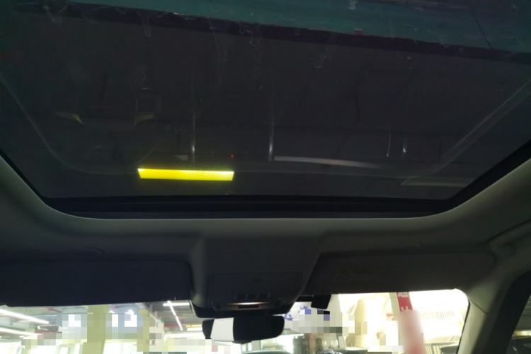 Used Land Rover Discovery 2023 Revised Version 360 PS R-Dynamic S