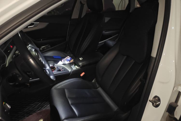 Used Audi A4L 2019 40 TFSI Ambition Version China V