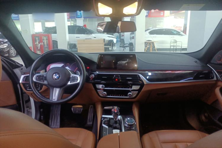 Used BMW 5 Series 2019 530Li Leading Model M Sport Package
