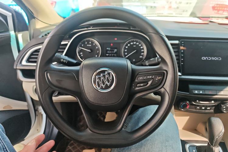 Used Buick GT 2018 15T Dual-Clutch Advanced Model China V Standard Steering Wheel