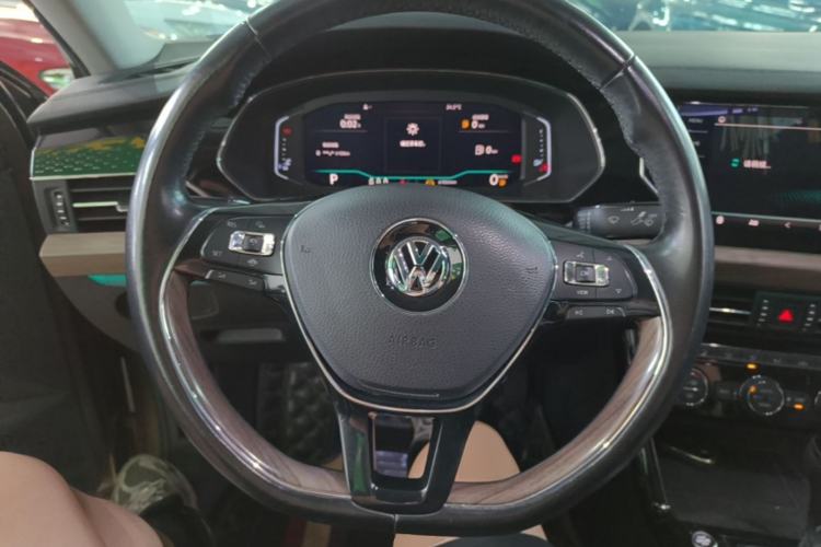 Used Volkswagen Passat 2019 380TSI Prestige Edition China VI Standard
