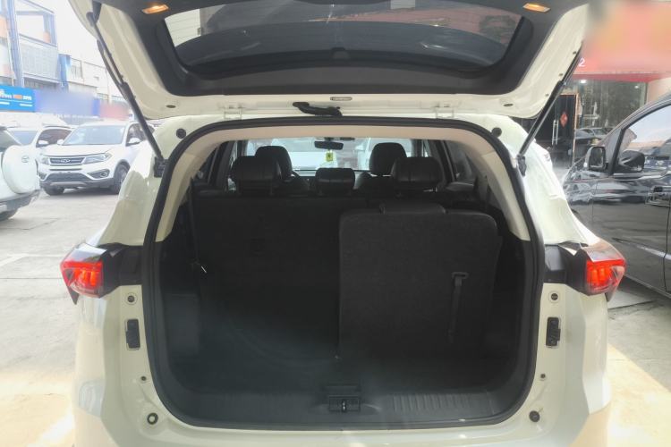 Used JETOUR X70 PLUS 2021 1.5T DCT Mountain 7-Seater
