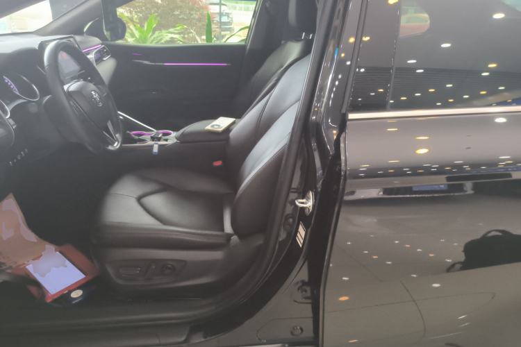 Used Toyota Camry 2023 2.0GVP Premier Edition Left Front Seat