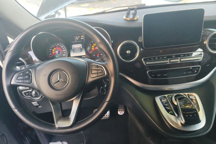 Used Mercedes-Benz V-Class 2017 V 260 L Prestige Extended Edition