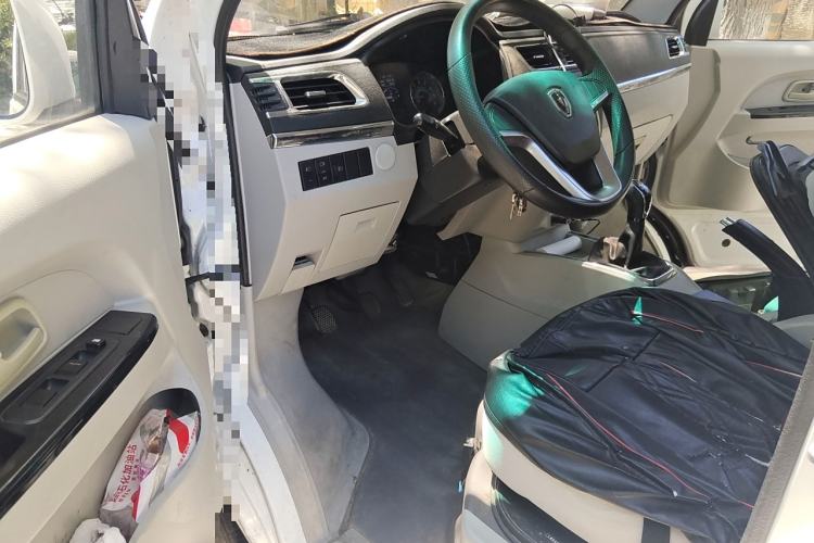 Used Jinbei New Hiace X30L 2021 1.5L Wealth Van Non-Air-Conditioned Version China VI Standard SWC15M
