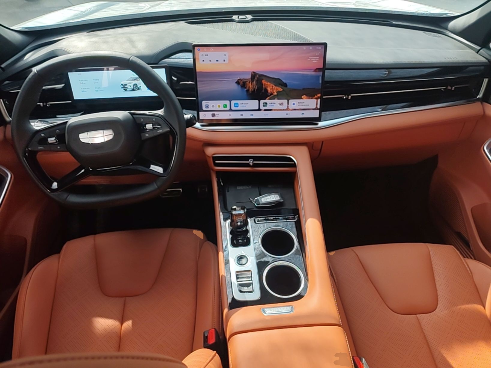 Geely Auto Emgrand X7 Sport 2026 Model 1.5TD Beloved — снимка 12