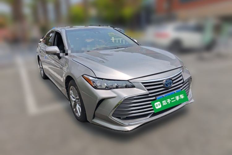 Used Toyota Avalon 2019 Dual-Engine 2.5L Luxury Edition China VI Standard Front Right 45 Deg