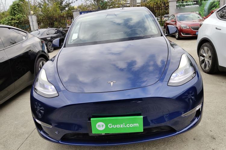 Used Tesla Model Y 2021 Long-Range All-Wheel-Drive Version 3D7