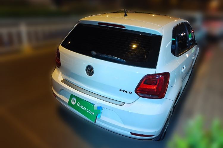 Used Volkswagen Polo 2014 1.4L Manual Fashion Edition
