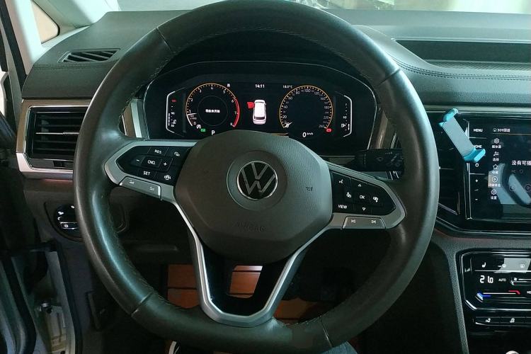 Used Volkswagen Viloran 2020 330TSI Luxury Edition