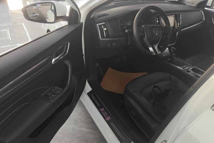 Used Roewe i6 2020 PLUS 1.6L CVT 4G Connected Glory Flagship Edition
