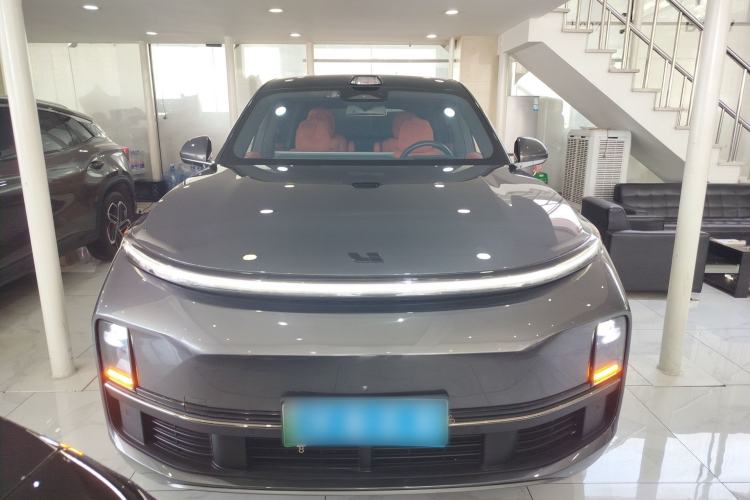 Used Li Auto L8 2023 Pro Model Front