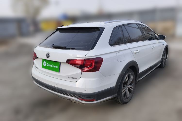 Used Volkswagen C-TREK 2017 1.6L Automatic Luxury Model