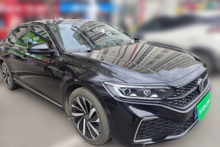 Used Volkswagen Passat 2022 330TSI Starry Luxury Edition
