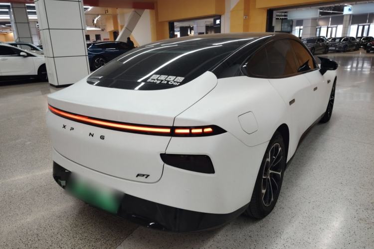 Used XPeng P7 2020 670N Rear Right 45 Deg