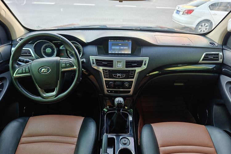 Used Foday Landfort 2015 1.9T Diesel 4x4 Luxury Edition 7-Seater
