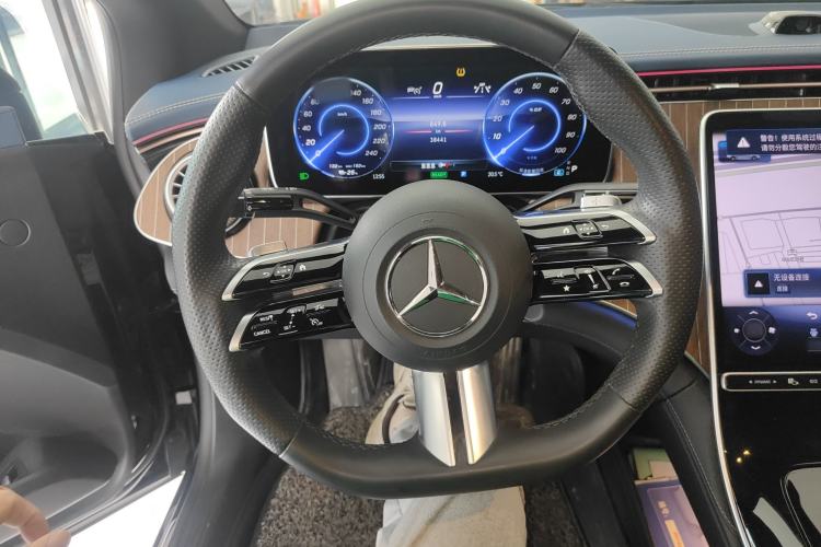 Used Mercedes-Benz EQE 2022 350 Pioneer Edition Steering Wheel