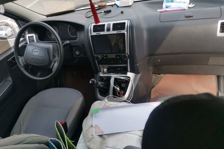 Used Jinbei Express 2020 2.0L China VI Standard Practical 6-Seater G6P-5 1TZS