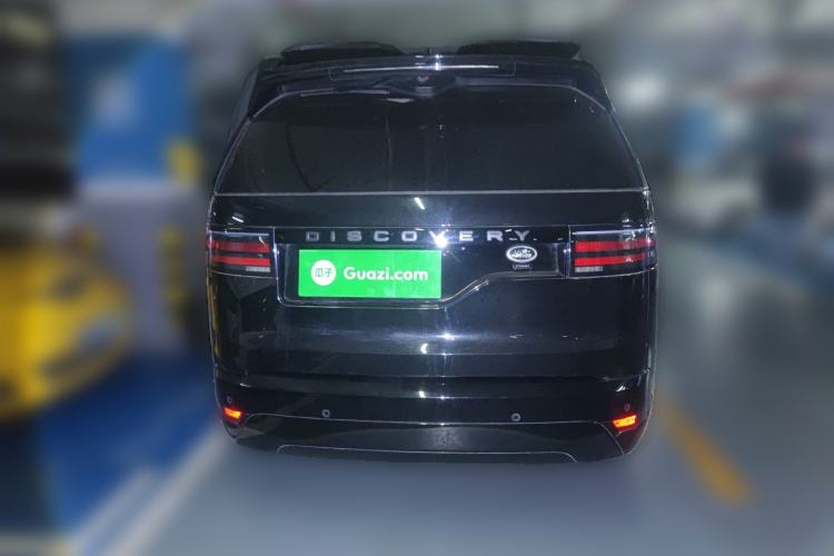 Used Land Rover Discovery 2023 Revised Version 360 PS R-Dynamic S