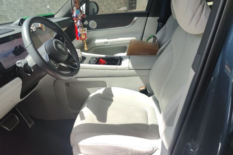 Used Hima AITO M9 2024 All-Electric Max Version 100 kWh 6-Seater