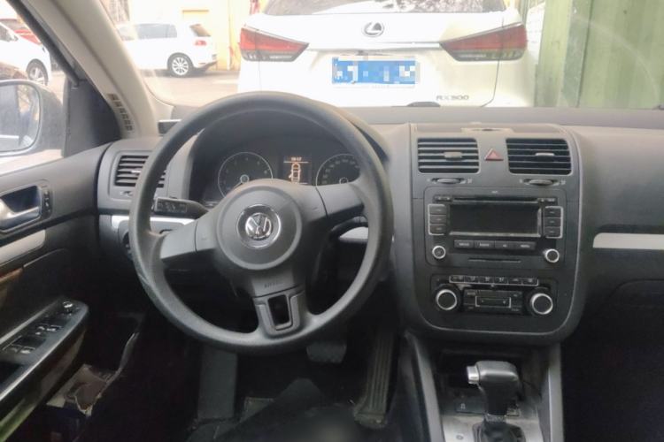 Used Volkswagen Sagitar 2011 1.4 TSI Automatic Tech Model
