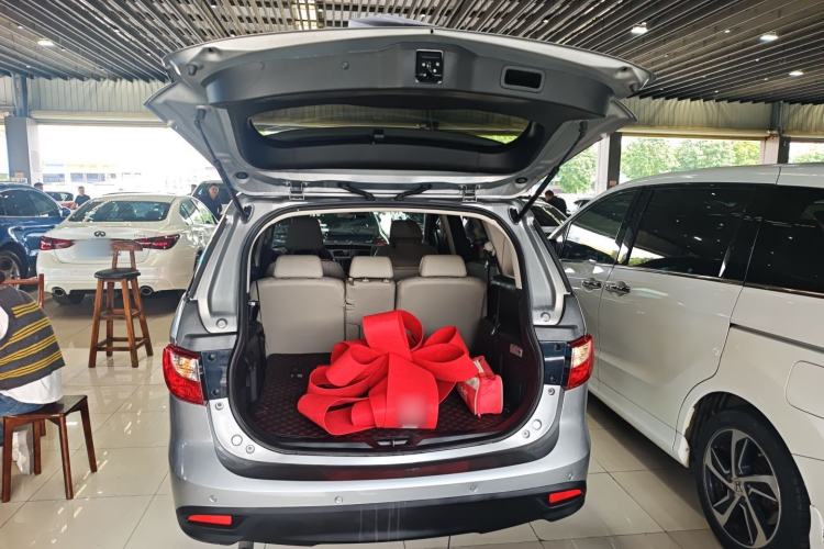 Used Mazda Mazda 5 2011 2.0L Automatic Luxury Edition
