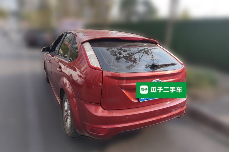 Used Ford Focus 2013 Hatchback Classic 1.8L Manual Fashion Edition
