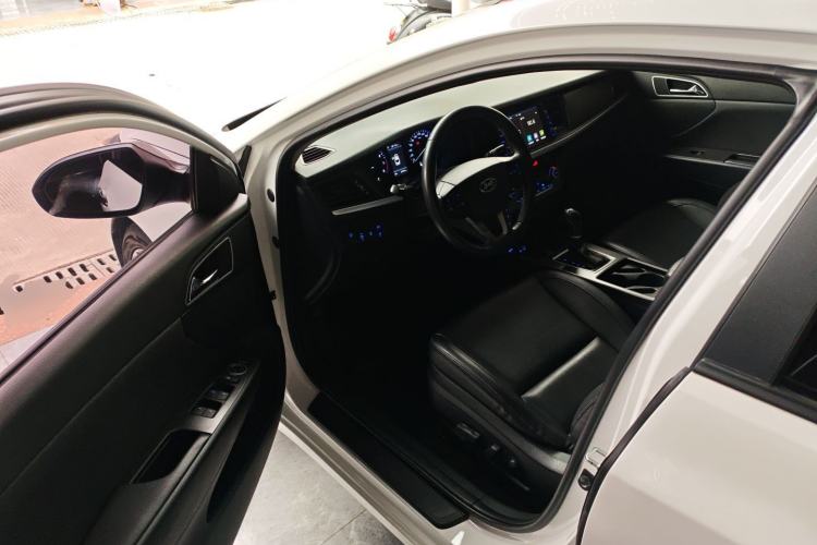 Used Hyundai Mistra 2017 1.8L Automatic Deluxe DLX Model China V Emission Standard
