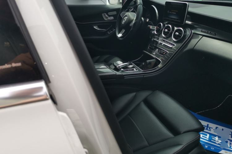 Used Mercedes-Benz C-Class 2015 C 200 L 4MATIC Sport Edition Right Front Seat