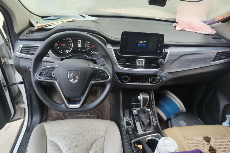 Used Baojun 730 2019 1.5T CVT Flagship Version 7 Seats China V Emission Standard