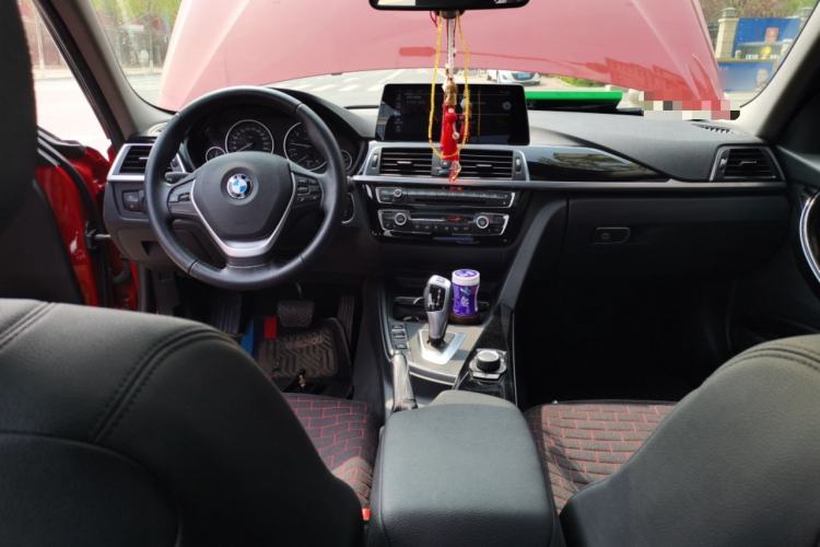 Used BMW 3 Series 2016 320Li Ambition Model Center Console