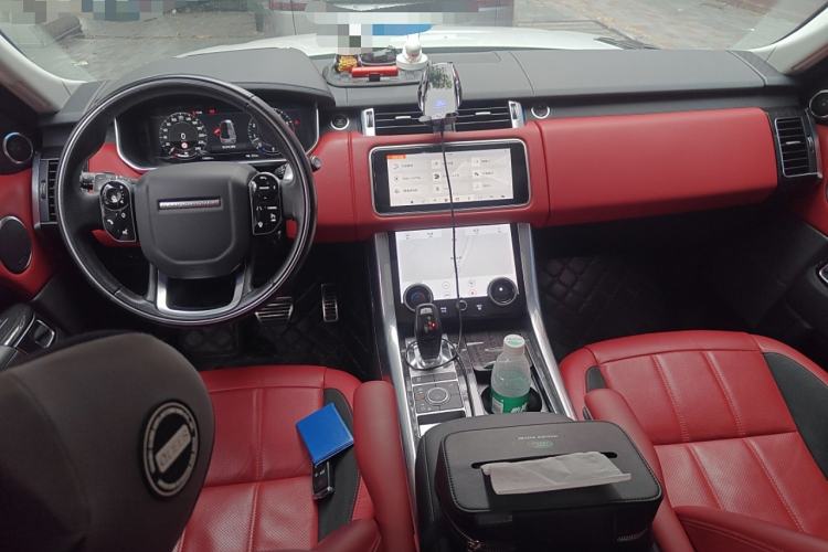 Used Land Rover Range Sport 2022 3.0 L6 YAO Black Edition Center Console