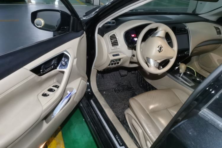 Used Nissan Teana 2016 2.0L XE Fashion Edition
