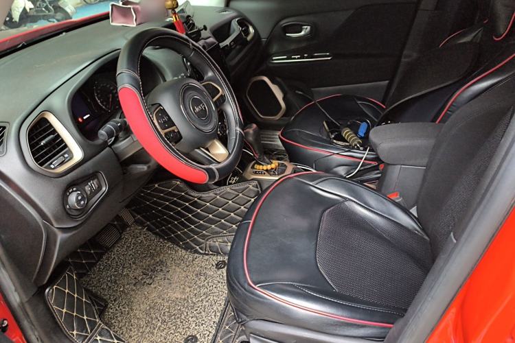 Used Jeep Renegade 2016 1.4T Automatic High-Energy Version
