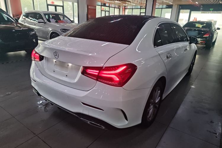 Used Mercedes-Benz A-Class 2022 Restyled A 200 L Sport Sedan Fashion Version
