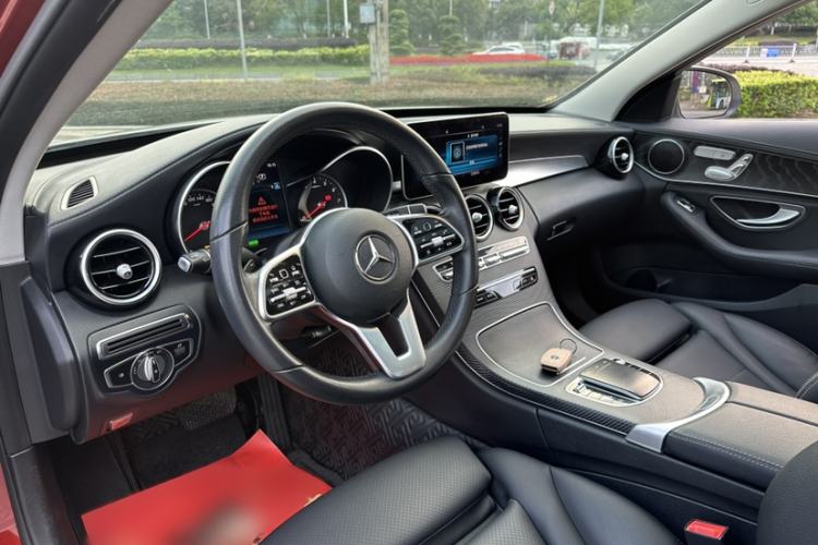 Used Mercedes-Benz C-Class 2019 C 260 L Sport Edition Interior 1